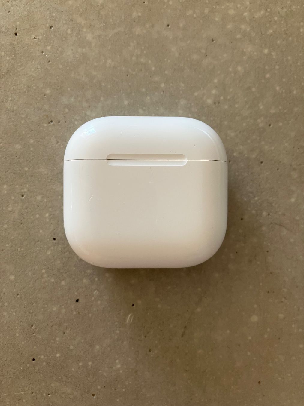 Apple Casques audio: APPLE AIRPODS 4 CASE ANC – D'occasion à Lausanne par mr.v 1