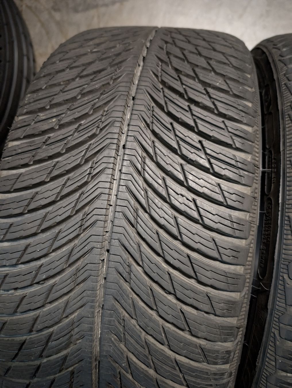Michelin Pneus & Roues: Winterreifen  – D'occasion à Dürrenäsch par Pneu-Idris 2