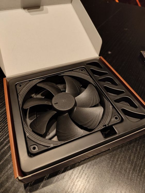 Noctua NF-A14 PWM Fan Chromax Black Swap 140mm (2x pack) (Gebraucht) in ...