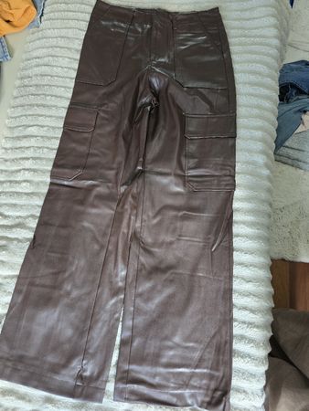 Zara Hose Kunstleder braun Cargo Stil Grösse S