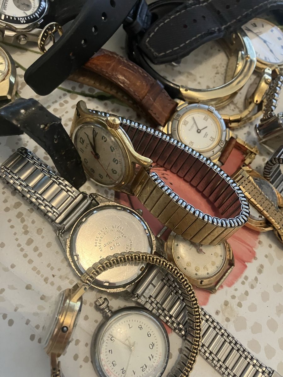Orologi: Lot de montres mixtes  – Difettoso da Fribourg venduto da Snoopy-Mousi 8