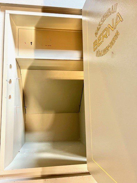 Casseforti: Occasion Tresor / Safe / Panzerschrank – Usato da Riedtwil venduto da wiederverwendung 5