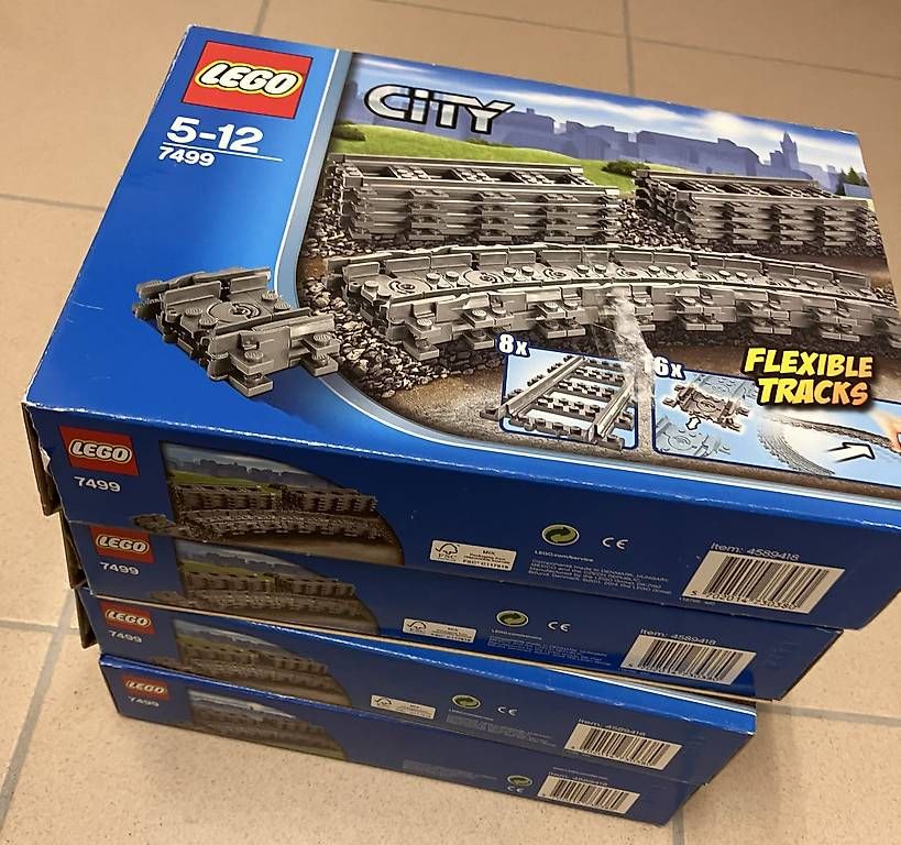 Jeux de construction: Rails LEGO CITY  – D'occasion à St-Cierges par bin_27k6 3