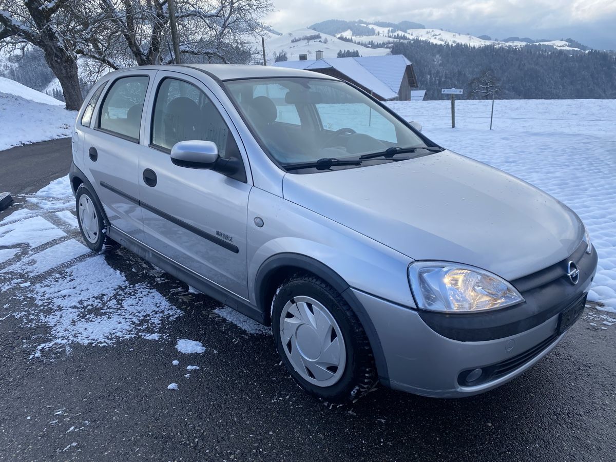 Opel Automobili: Opel Corsa Automat 1.4 Elegance – Usato da Bern venduto da hotcars24 2