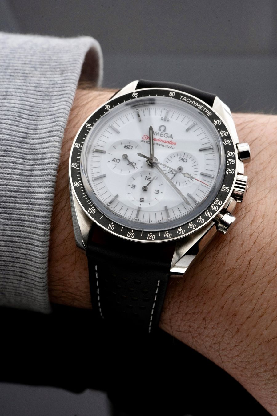 Omega Orologi: Omega Speedmaster Moonwatch Professional White 2025 – Usato da Bülach venduto da M.RothUhrenatelier 8