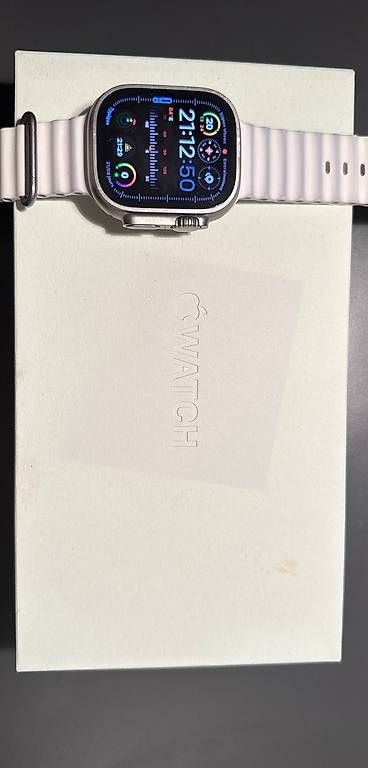Smartwatch: Apple Watch Ultra 49mm, Titanium – Usato da Tramelan venduto da Lukimdr 1