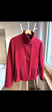 Milo Coats wool blend jacket, size 40. Stylish & Warm!