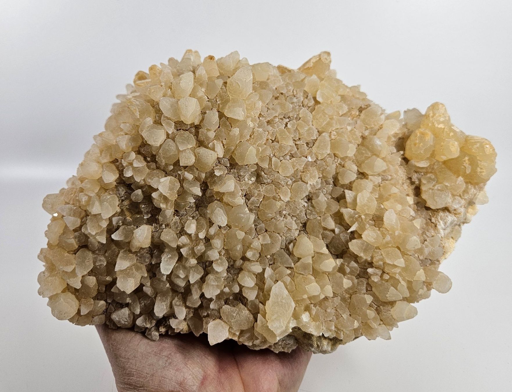 Minerali & Pietre curative: Grosse Calcitstufe vom Beverin, Kanton Graubünden. – Usato da Uzwil venduto da Chobel1 1