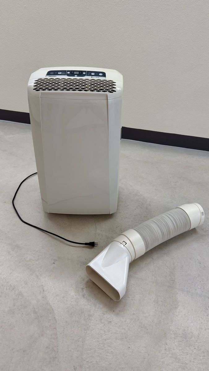 De'Longhi Climatiseurs: DeLonghi PAC CN92 SILENT mobile Klimaanlage – D'occasion à Winterthur par littlemac