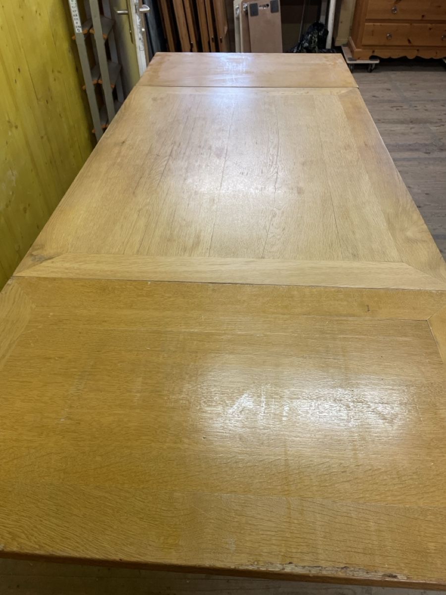 Tables: Tisch Eiche – D'occasion à Almens par bsundrix 2