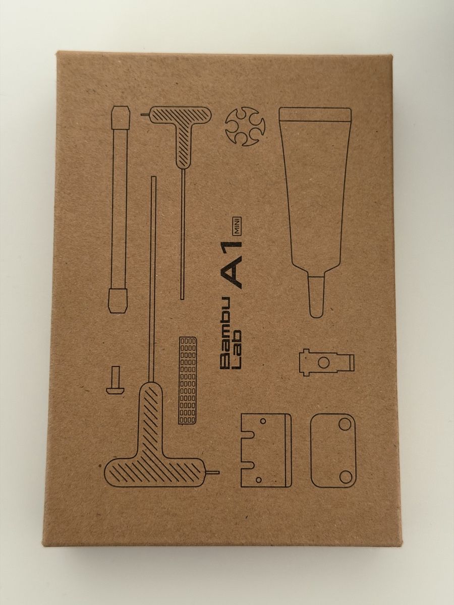 Bambu Lab Stampanti 3D: 3D-Drucker Bambu Lab A1 mini mit Zubehör – Usato da Buchs SG venduto da chillibowl 4