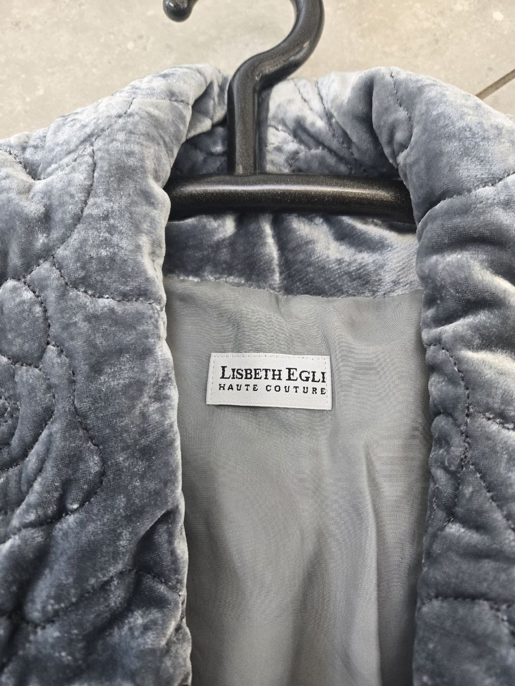 Giacche: Jacke von Lisbeth Egli – Nuovo (secondo la descrizione) da Hausen AG venduto da Monchhichi01 1