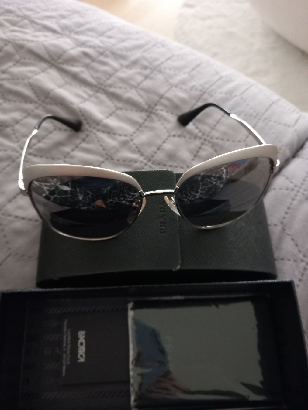 Prada Brillen & Gläser: sunnglase Prada – Gebraucht aus Buchs AG von tac_zz5h