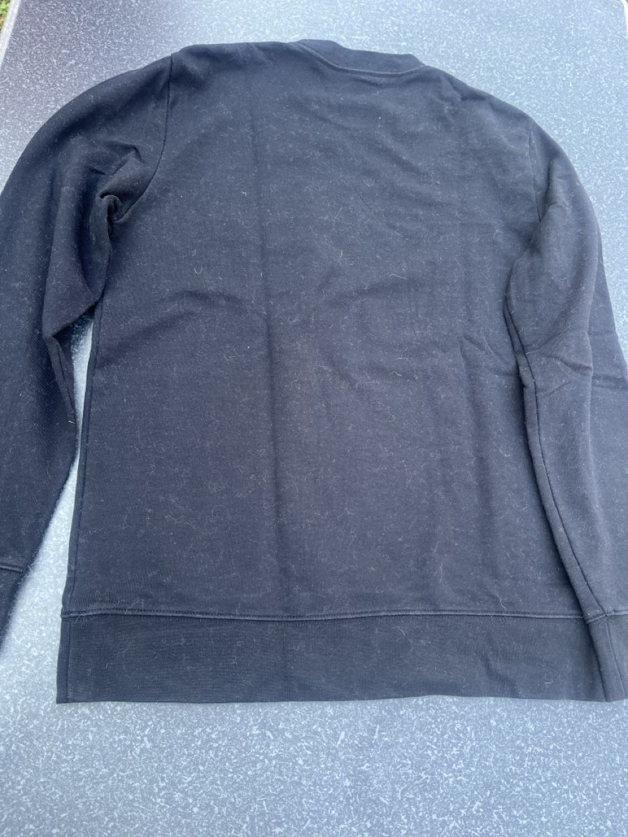 Maglioni & Felpe: Herren Pullover schwarz Grösse M Used – Usato da Effretikon venduto da erbaeff 1