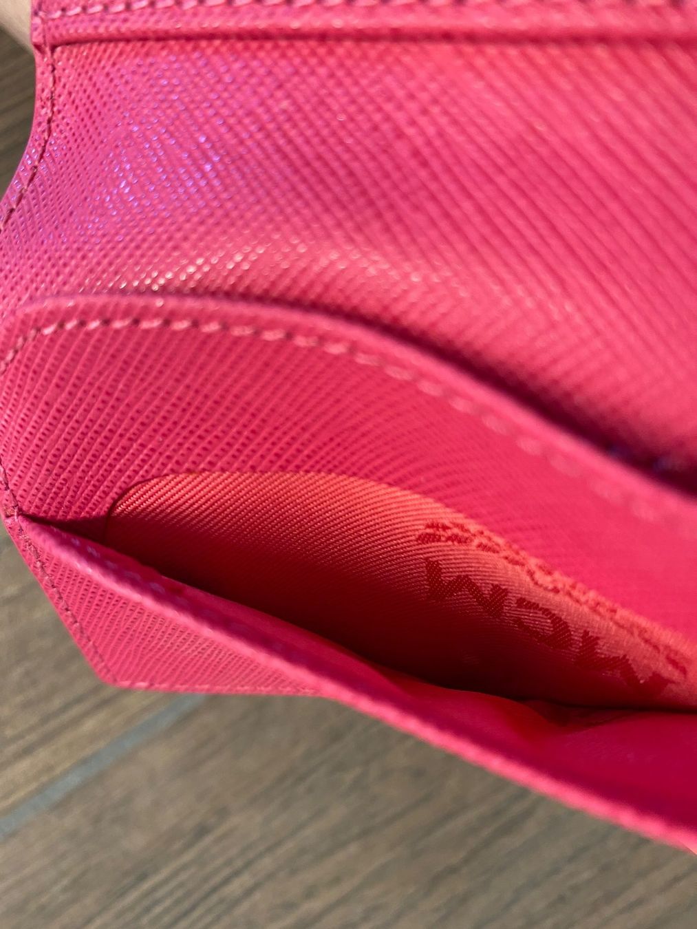 Mcm Portamonete: MCM Spiegel / Kartenhalter pink – Usato da Pratteln venduto da a23_j2gs 9