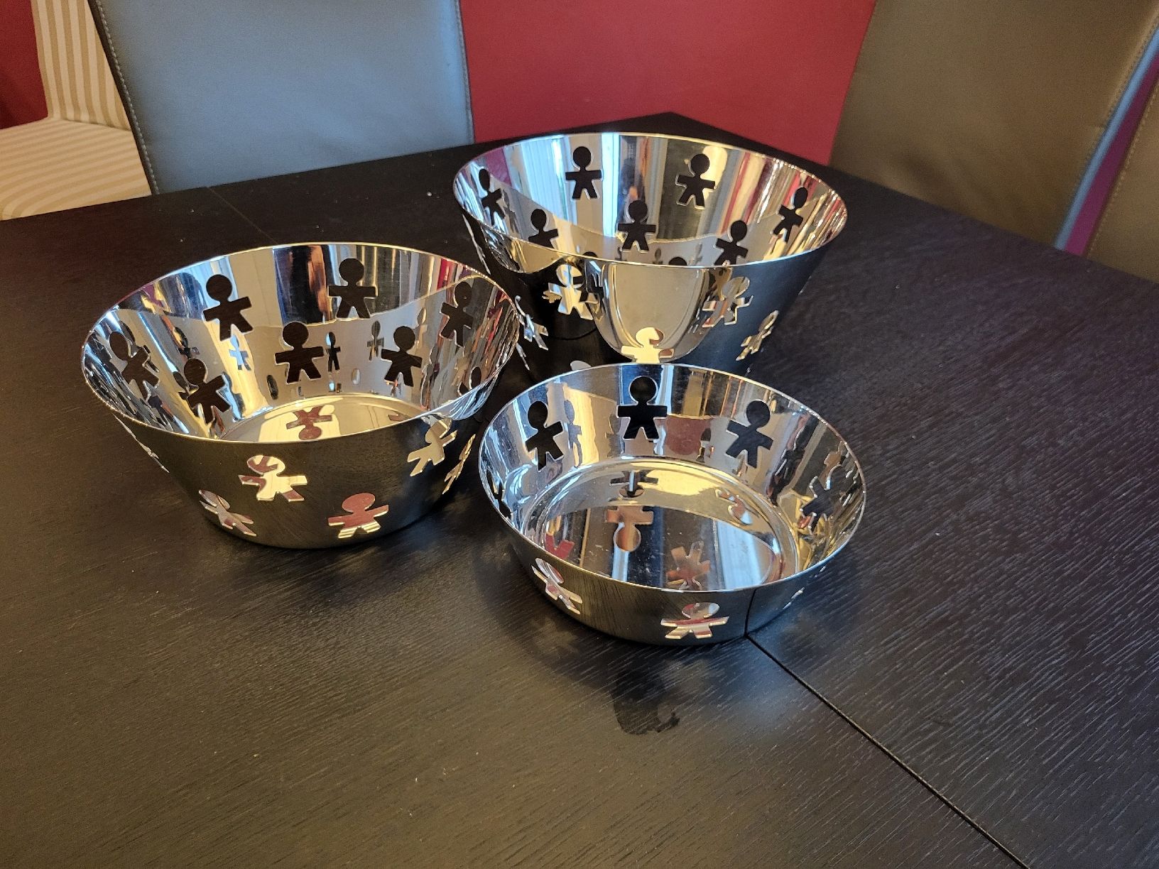 Alessi Ciotole: Set Alessi Schalen Girotondo – Nuovo (secondo la descrizione) da Zürich venduto da Meziefinder