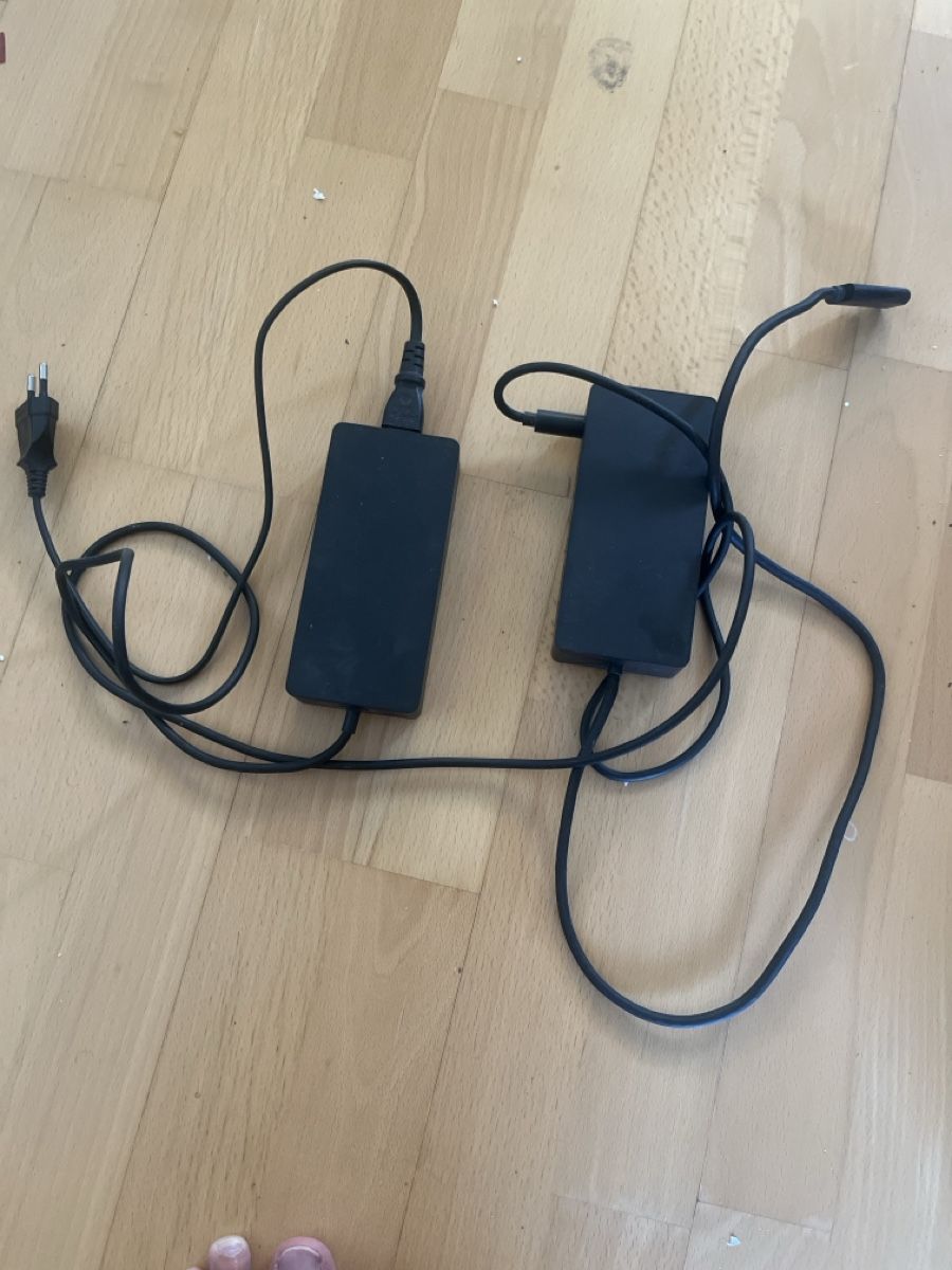 Microsoft Docking station: Microsoft Surface Dock mit Netzteil  – Usato da Muttenz venduto da Diver_