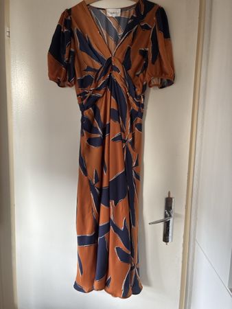 Robe empire