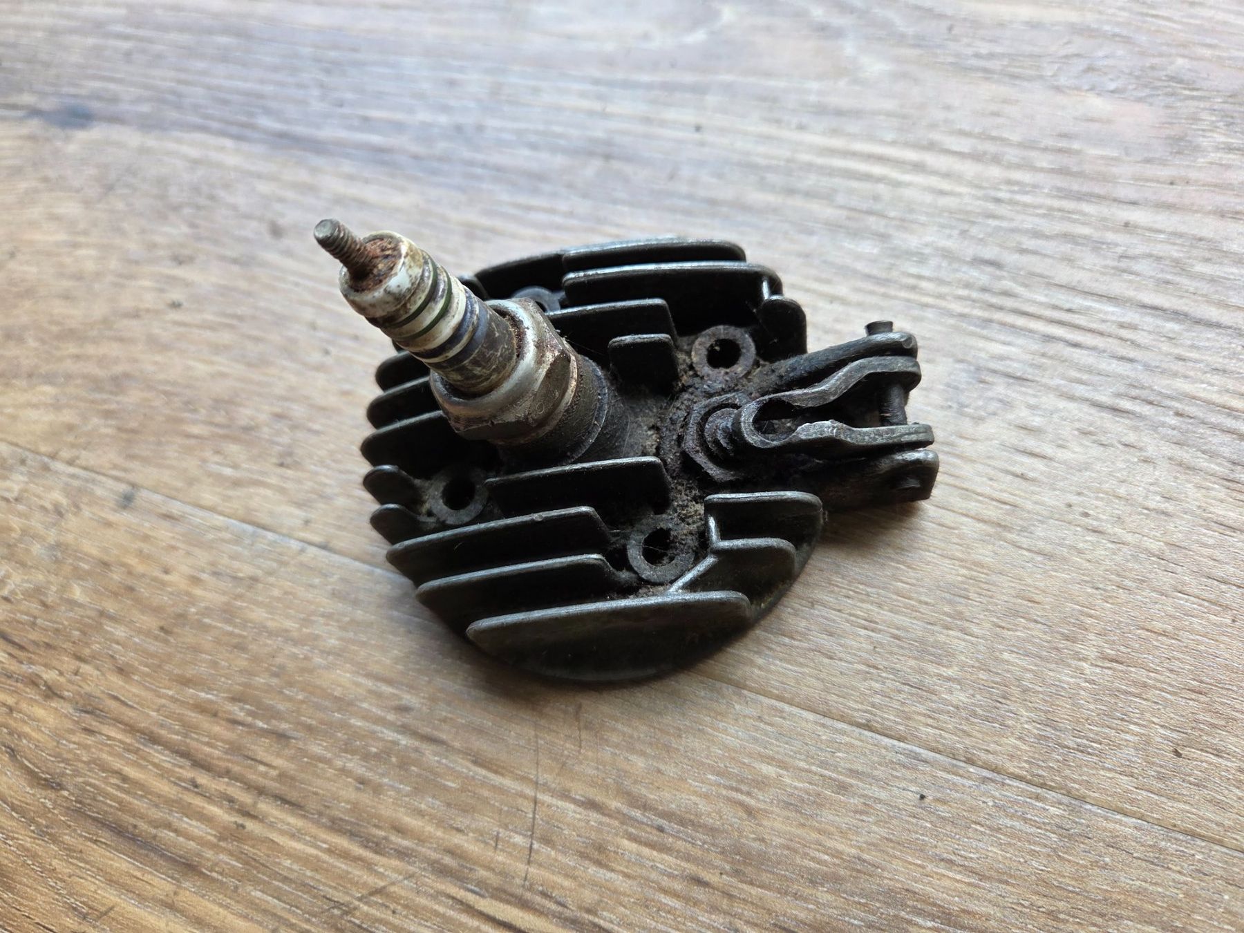 Sachs Cyclomoteurs: Zylinderkopf Original Sachs 503 – D'occasion à frümsen par Sailem