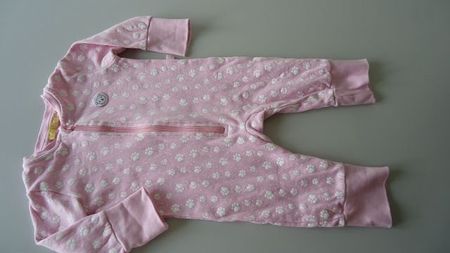 Schlafanzug Grösse 68 Newborn rosa mit Pfötli