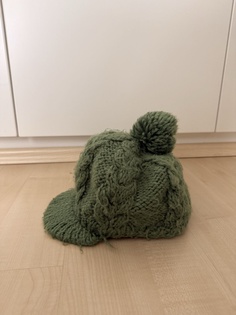 Hüte, Mützen & Caps: Strickmütze mit Bommel – Gebraucht aus Neerach von lar_tkp2 1