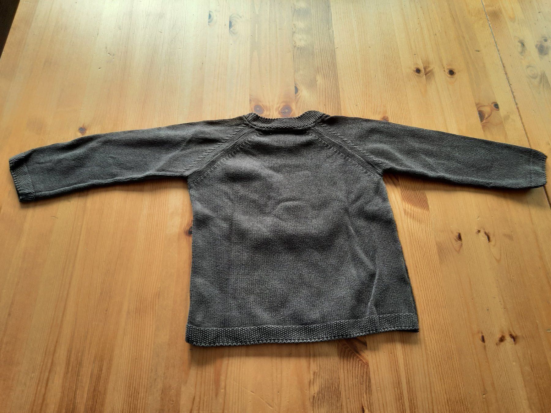 Lotti & Set di vestiti: Marken-Kleiderpaket – Usato da Aesch BL venduto da ChezToKa 2