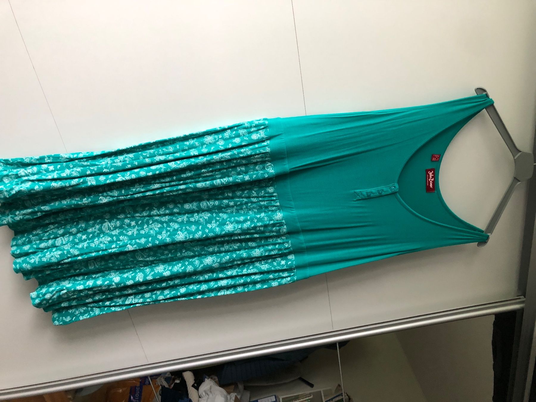 Vestiti: Sommerkleid grün – Usato da Rüti ZH venduto da Masken