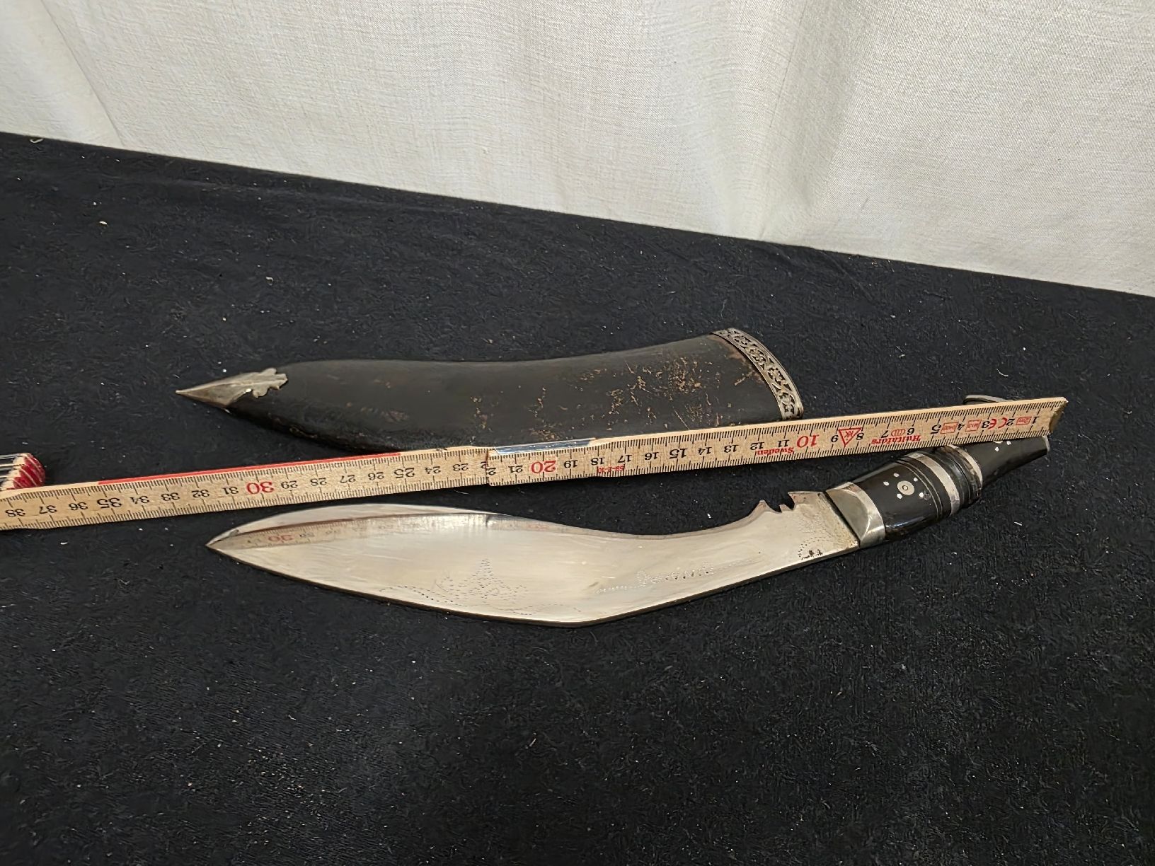 Couverts: Kukri Messer mit Scheide, gebraucht, – D'occasion à Wolfertswil par Antiko 1