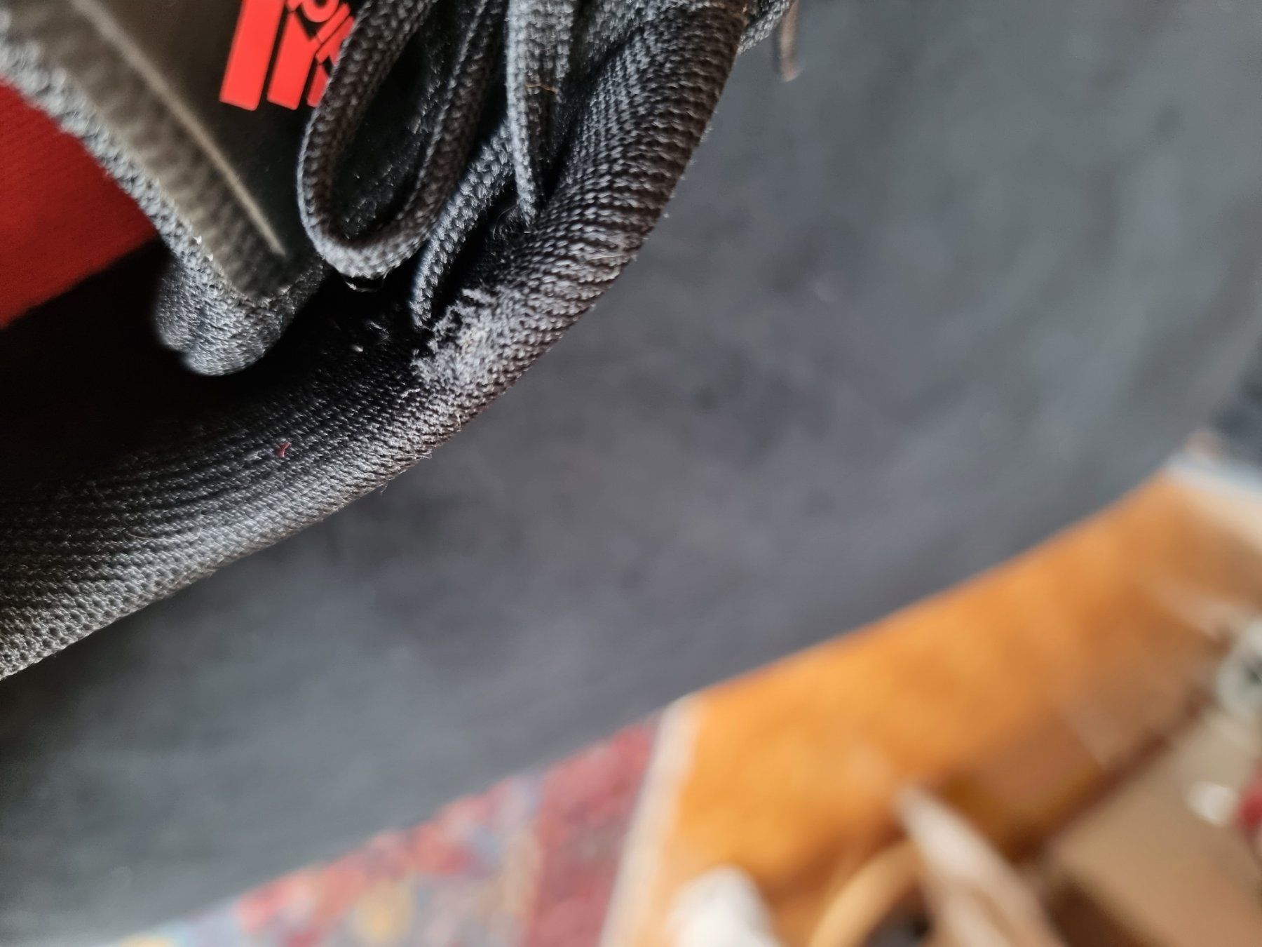 Adidas Chaussures hommes: Adidas Schuhe gr 39 – D'occasion à Interlaken par NataliiaS 9