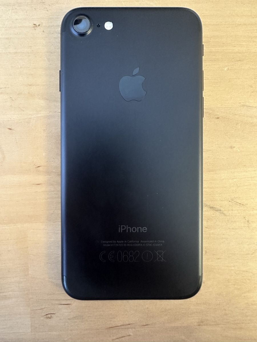 Apple Telefoni cellulari / Smartphones: iPhone 7 32 GB, Schwarz, 100% Batterie – Usato da Luzern venduto da FrankGroebel 3