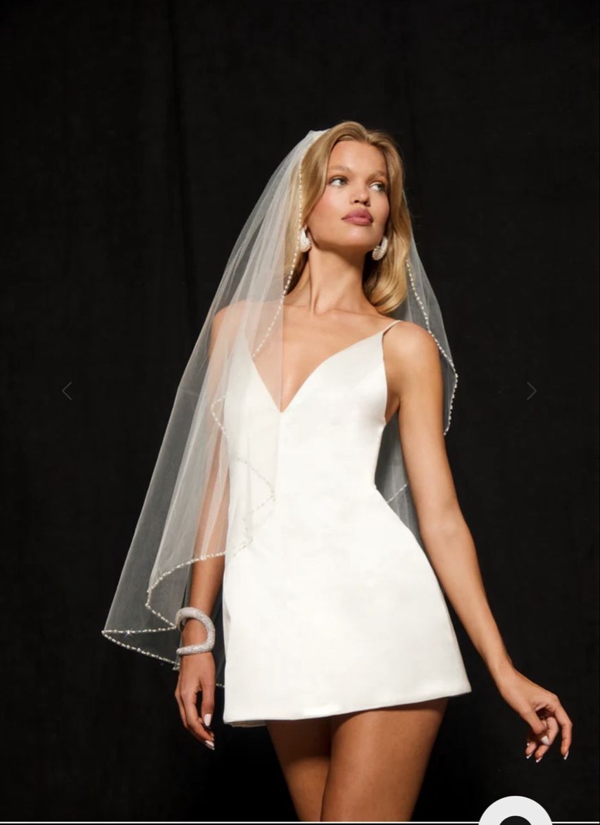 Vestiti: Mini Dress  /Wedding/ satin size XS – Nuovo e nell'imballaggio originale da Zurich venduto da Madame12 2