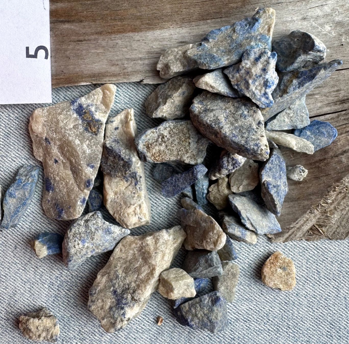 Pietre preziose: Lapis     Lapislazuli echte Rohsteine    unbehandelt natur – Nuovo e nell'imballaggio originale da Leuggern venduto da gemshow 4