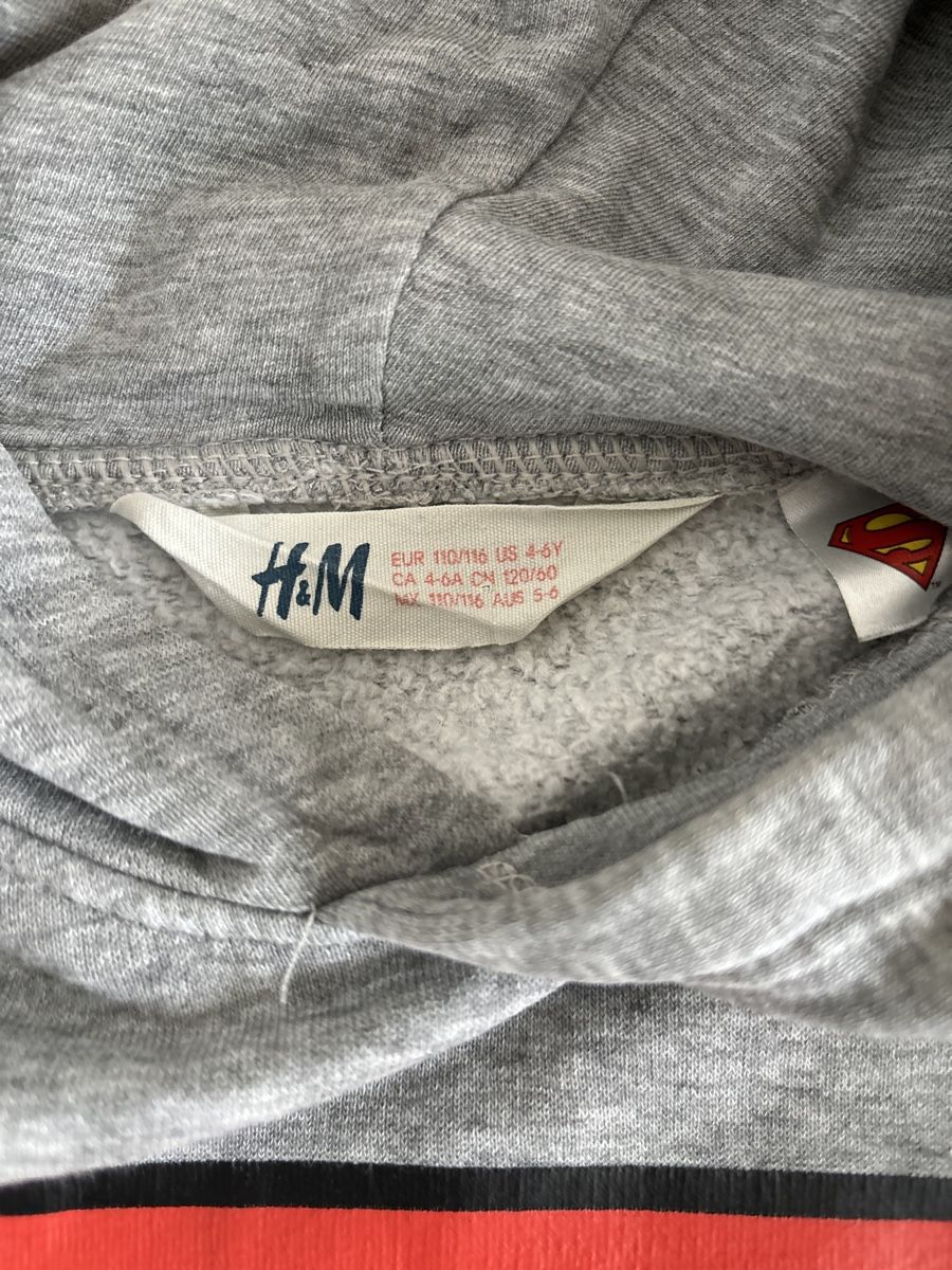 Pulls et sweat-shirts: 2 Pullover 110 – D'occasion à Zürich par aniam 1