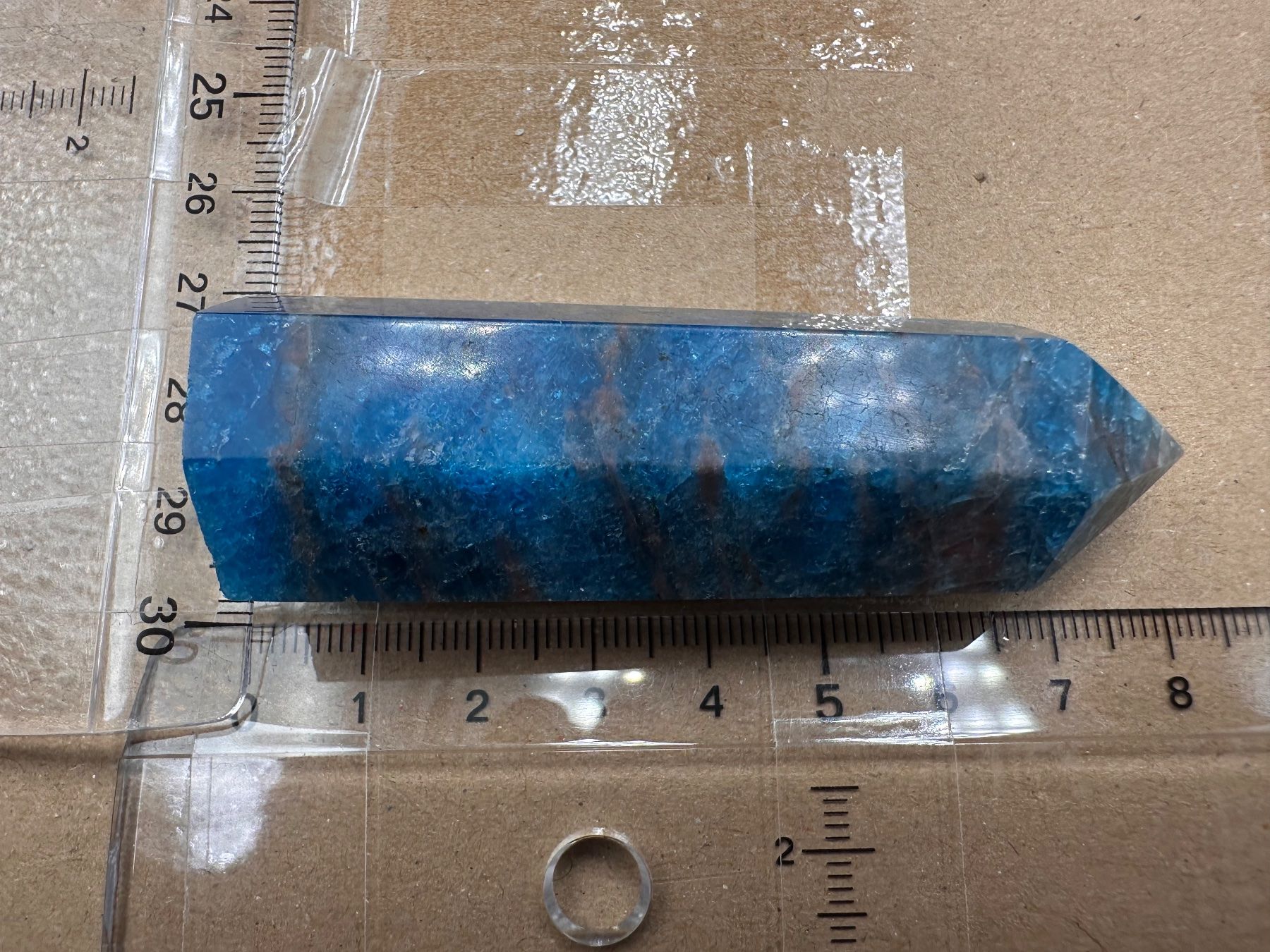 Minerali & Pietre curative: Blauer Apatit Obelisk, Turm, Spitze – Nuovo e nell'imballaggio originale da Männedorf venduto da Handschmeichler 2