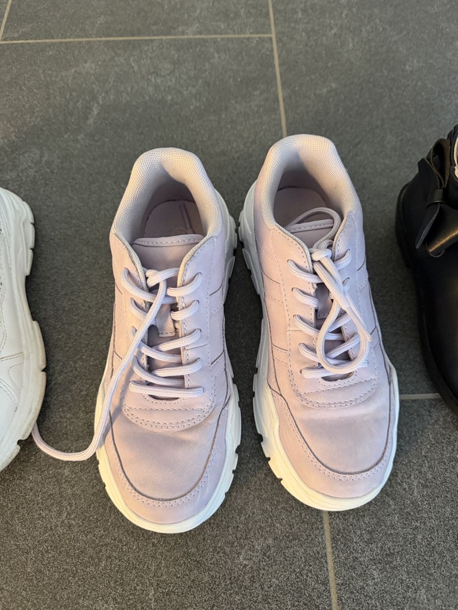 Schuhe für Mädchen: Kinderschuh Set Grösse 34 – Gebraucht aus Kaisten von enj_jlr2 2