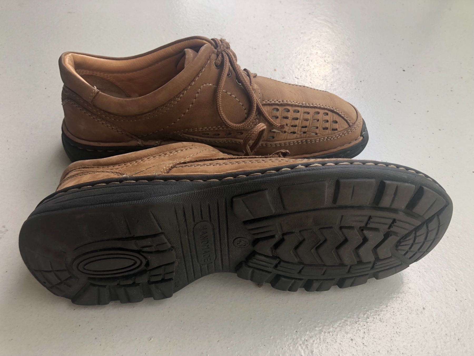 Ara Scarpe da uomo: Leichte Sommerschuhe "ARA" Wildleder Grösse 43 – Usato da Oberdiessbach venduto da CLAREN14 2
