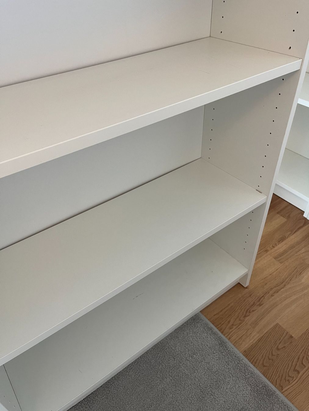 Ikea Scaffali: Klein IKEA BILLY Bücherregal – Usato da Schwerzenbach venduto da Cutz 3