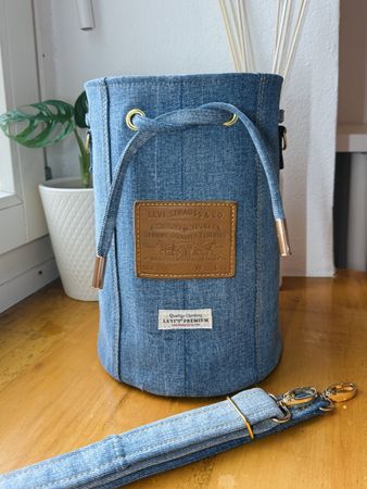 Levi’s Denim-Bucket-Bag - Handgemacht