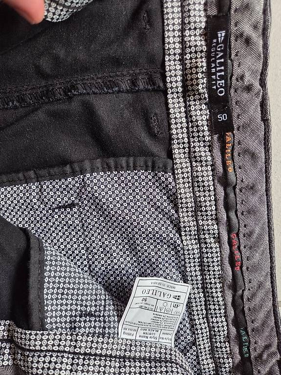 Pantaloni: Hose Schwarz – Usato da Zürich venduto da gan_k7wg 1