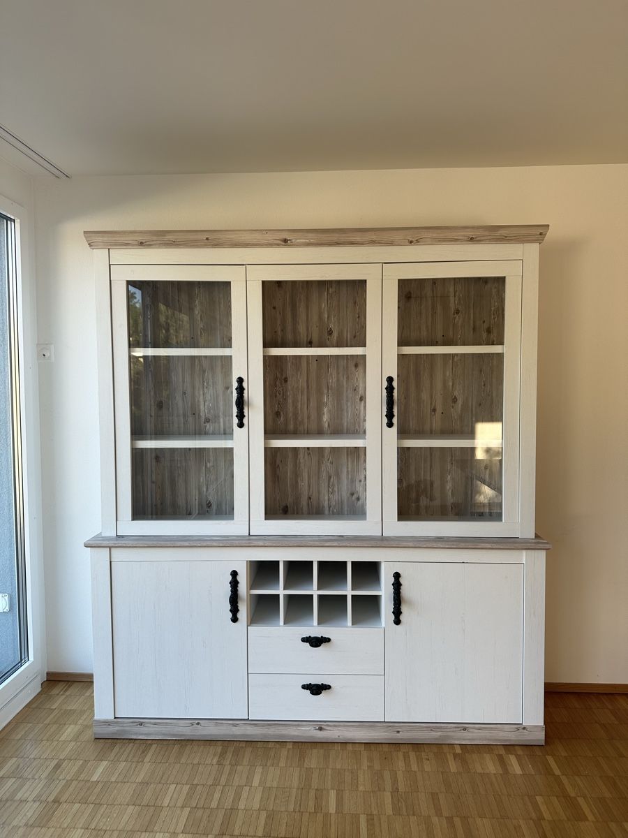 Credenze: Rustic Cabinet – Usato da Zürich venduto da alg_cpk9