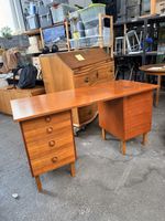 Bürotisch Holz mit Schubladen Teak 60er Jahre