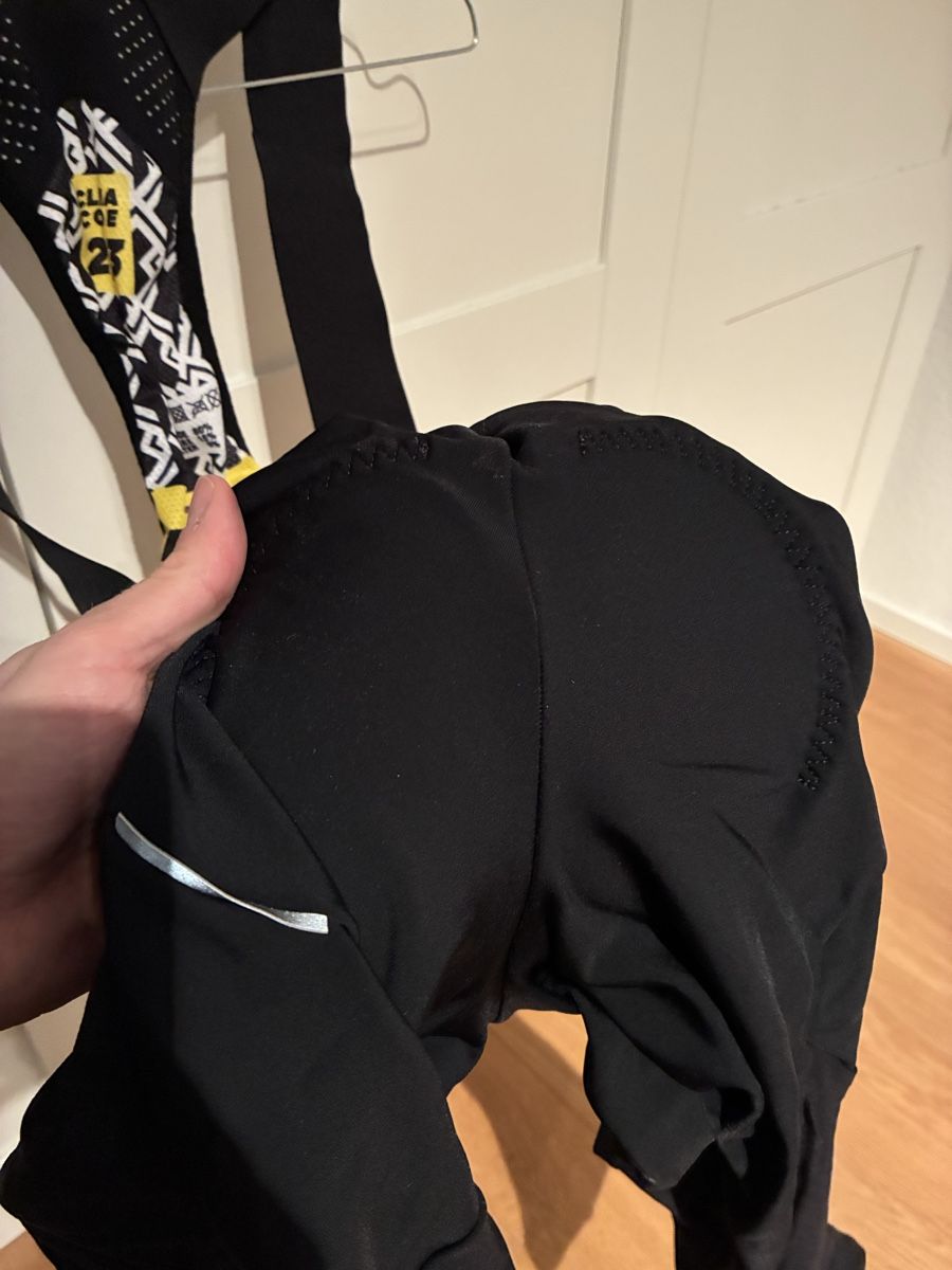 Assos Pantaloni: Assos Mille GT Spring Fall 3/4 Hose Grösse S – Usato da Jona venduto da mawalker 2