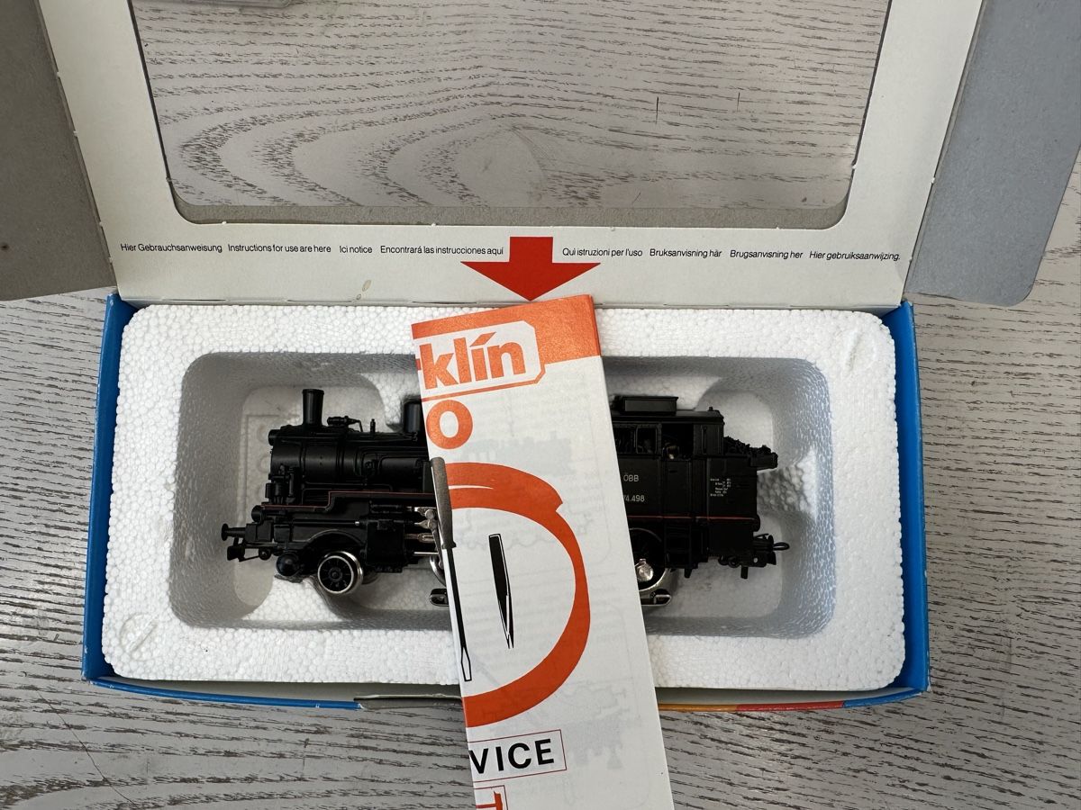 Märklin Modellini di ferrovie: Märklin 3105 ÖBB BR 674 – Usato da Lupsingen venduto da New-Haven 6