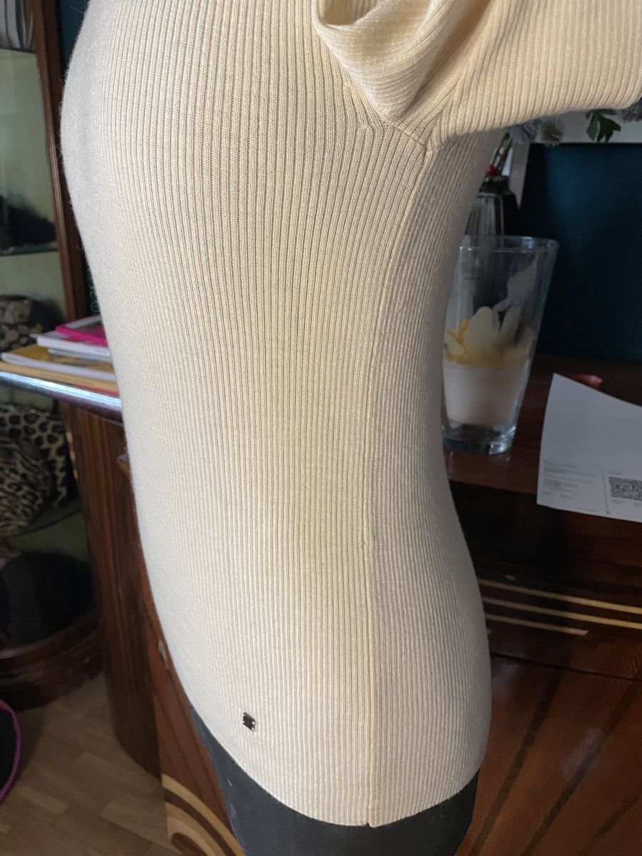 Armani Maglioni & Felpe: Rare Vintage Givenchy Turtle Neck Pullover Size S  – Usato da Zürich venduto da MISSYS-WONDERBAG 7