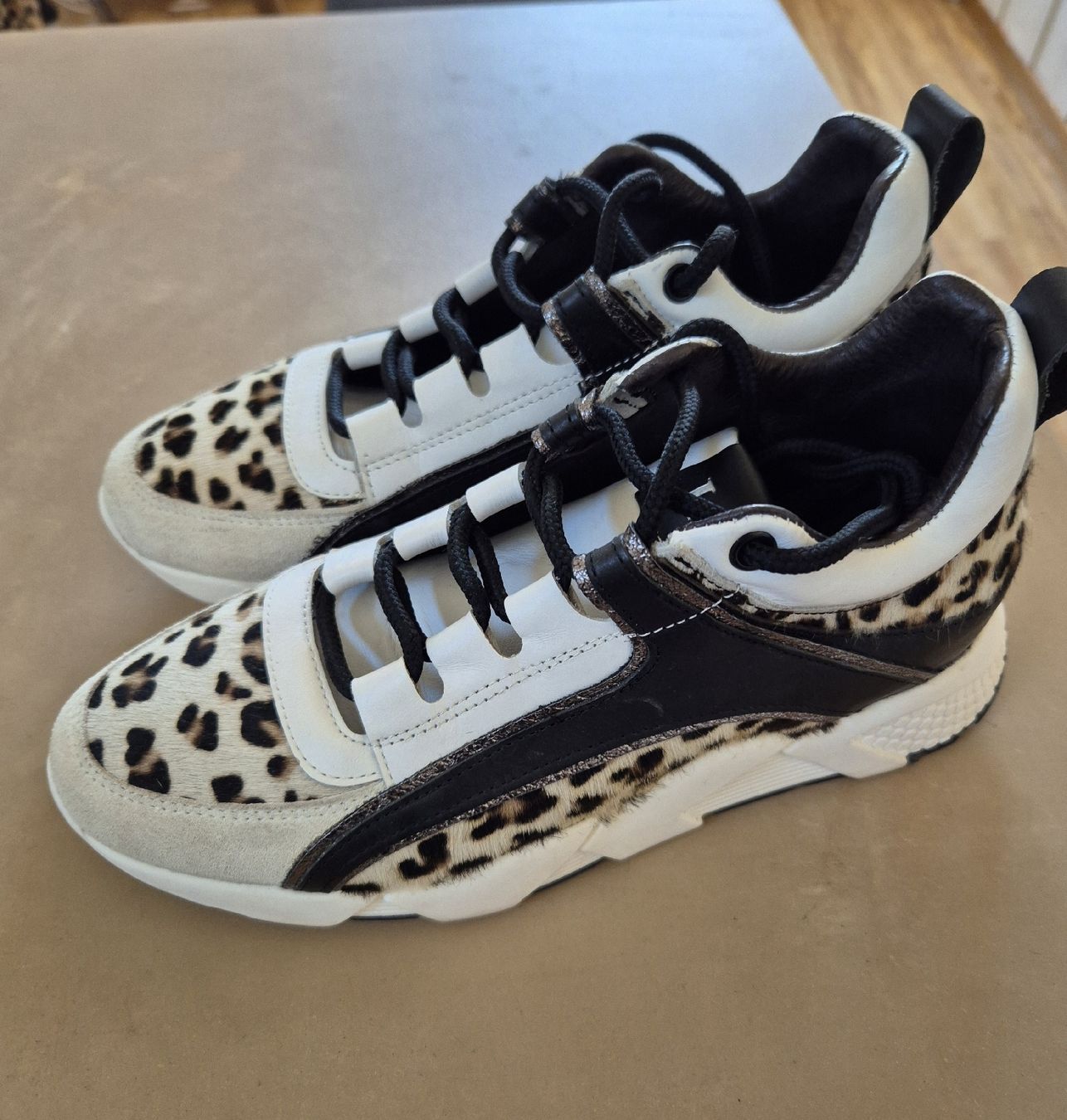 Scarpe da donna: Baskets tendance "LIFE" léopard, taille 37, parfait état! – Nuovo (secondo la descrizione) da La Sagne NE venduto da Mialex 4