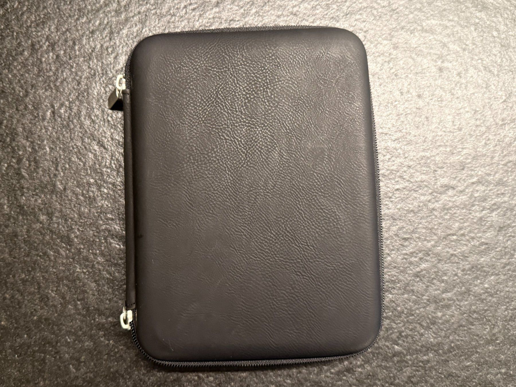 Covers & Taschen: Troika Travel Case Schwarz – Gebraucht aus Schlieren von mamazon 3