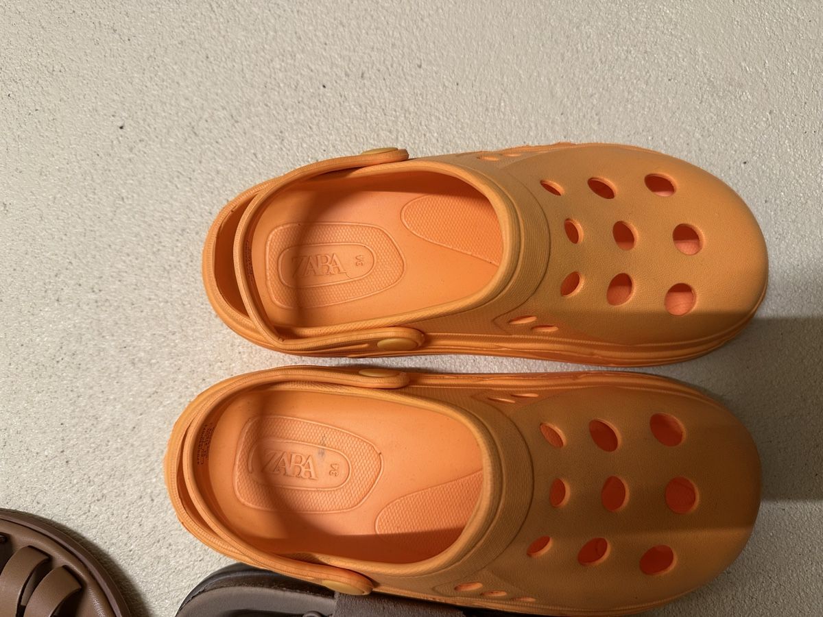 Zara Scarpe da donna: Zara Sandals Bundle: Stylish & Comfortable Footwear – Usato da Zürich venduto da MariiaR 1
