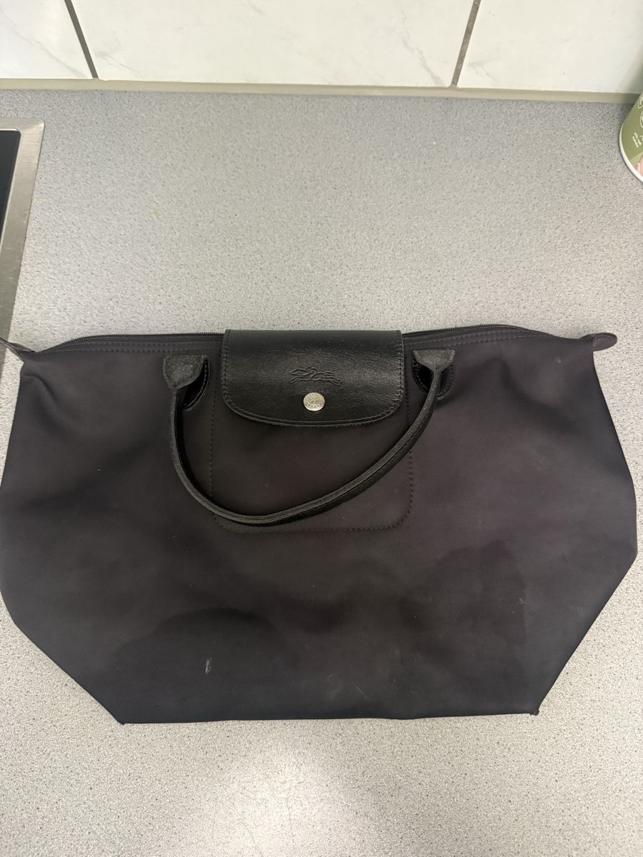 Taschen für Damen: Handtasche Longchamp Le Pliage schwarz gebraucht – Gebraucht aus Ebikon von cha_cvj6 1