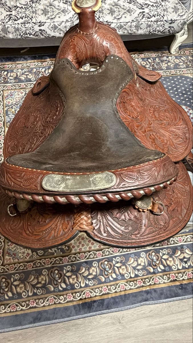 Pièces détachées: Der Sattel – D'occasion à Moosseedorf par mah_q5yx 5