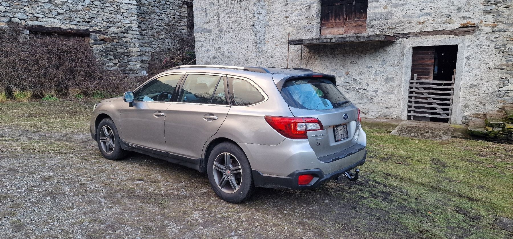 Subaru Automobili: Subaru Outback 2.0D – Usato da Giubiasco venduto da AUTOTECNICA 4